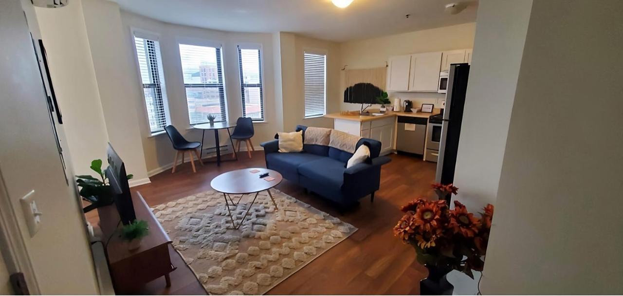 Perfect 1Br In Prime Location & View Of Stadiums Detroit Exterior photo